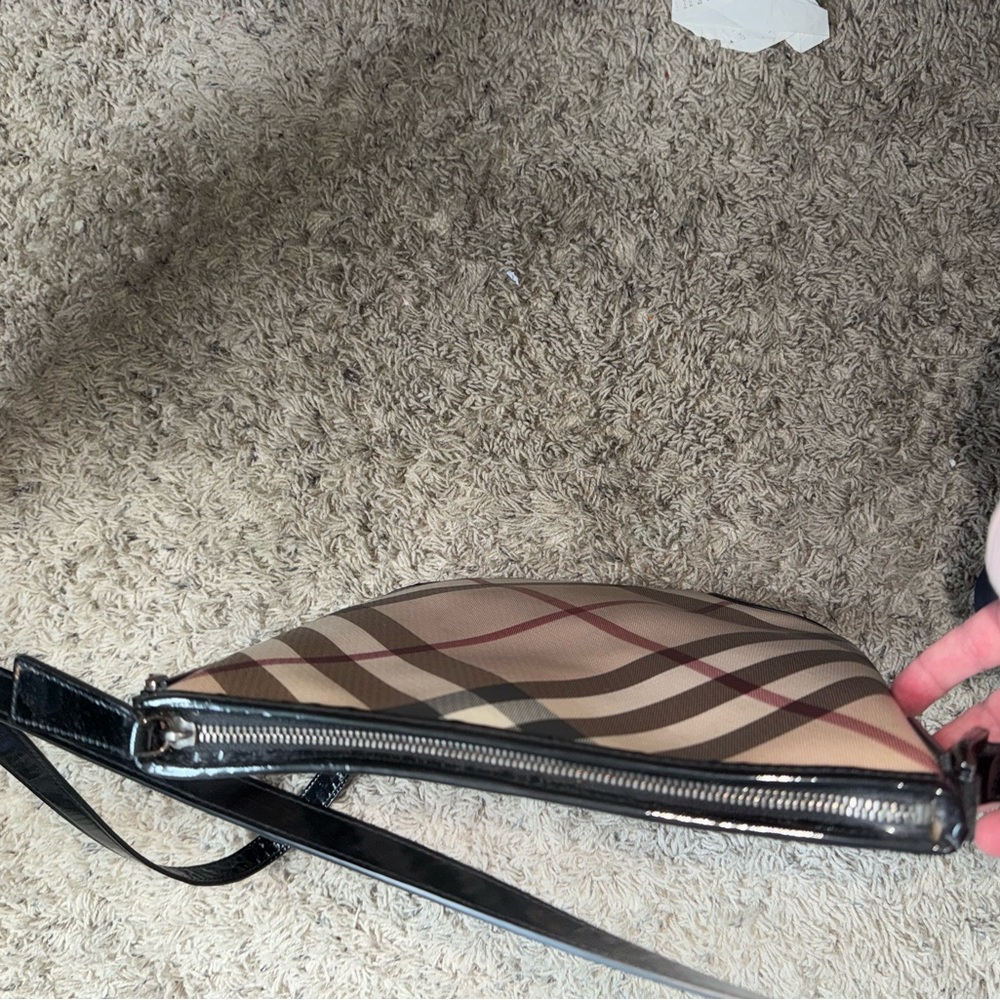 Nova Check BurberryCrossbody Bag - Picture 9 of 9